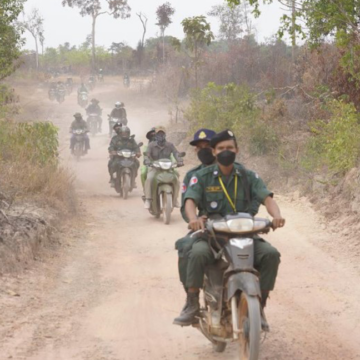 ប្រតិបត្តិការបង្រ្កាបបទល្មើសទន្ទ្រានដីព្រៃរដ្ឋ ដឹកនាំដោយនាយករងខុទ្ទកាល័យនាយករដ្ឋមន្ត្រី ឃាត់ខ្លួនជនសង្ស័យ ១០នាក់