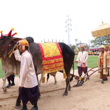 ព្រាហ្មបុរោហិតផ្សងប្រផ្នូលឃើញថា ស្រូវ ពោត សណ្តែកឆ្នាំនេះដឹងត្រូវប៉ាន់ហើយ