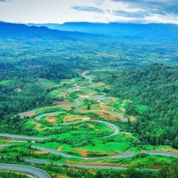 លុបចោលគោលការណ៍អនុញ្ញាតគម្រោងអភិវឌ្ឍ នៅតំបន់អន្ទង់អាំង (ភ្នំ១ ៥០០) ចំនួន ៤គម្រោង ដើម្បីប្រែក្លាយជាតំបន់បៃតង